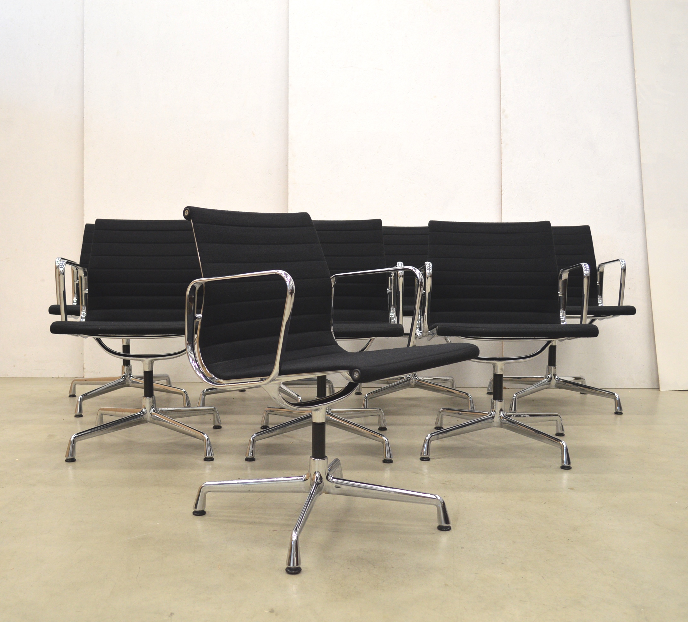 8x Vitra EA108 Alu Office Chair Black Hopsak Stuhl Interior Aksel