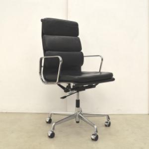 Interior Aksel Vitra EA219 Soft Pad Chair Bürostuhl Aachen Design