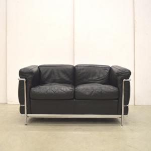 Cassina LC2 Sofa by Le Corbusier Interior Aksel Aachen Design Classics