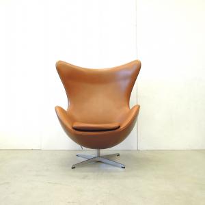 Arne Jacobsen Egg Chair by Fritz Hansen Interior Aksel Aachen London Design