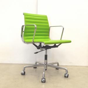 Vitra EA117 Bürostuhl Office Chair Eames Interior Aksel Aachen Design