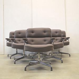 Vitra ES108 Lobby Chair Stuhl Eames Interior Aksel Aachen Designmöbel