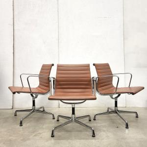 Vitra EA107 Cognac Premium Alu Office Chair Eames Konferenzstuhl Buy Sell Design Classics Interior Aksel Aachen München Bruxelles Paris