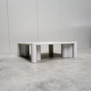 Gae Aulenti Jumbo Coffee Table Tisch Knoll Interior Aksel Aachen Design Fashion NYC Paris London Home