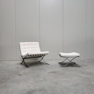 Barcelona Knoll Chair Limited edition 30th anniversary Knoll Interior Aksel Aachen Design Classics Vintage Collector NY London Paris Amsterdam
