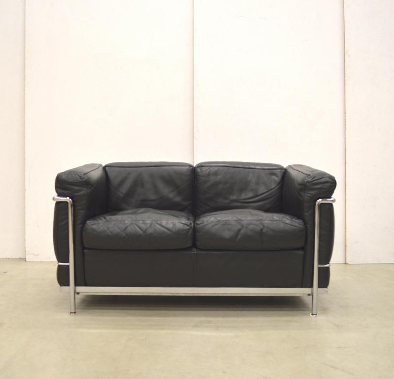 Cassina LC2 Sofa by Le Corbusier Interior Aksel Aachen Design Classics