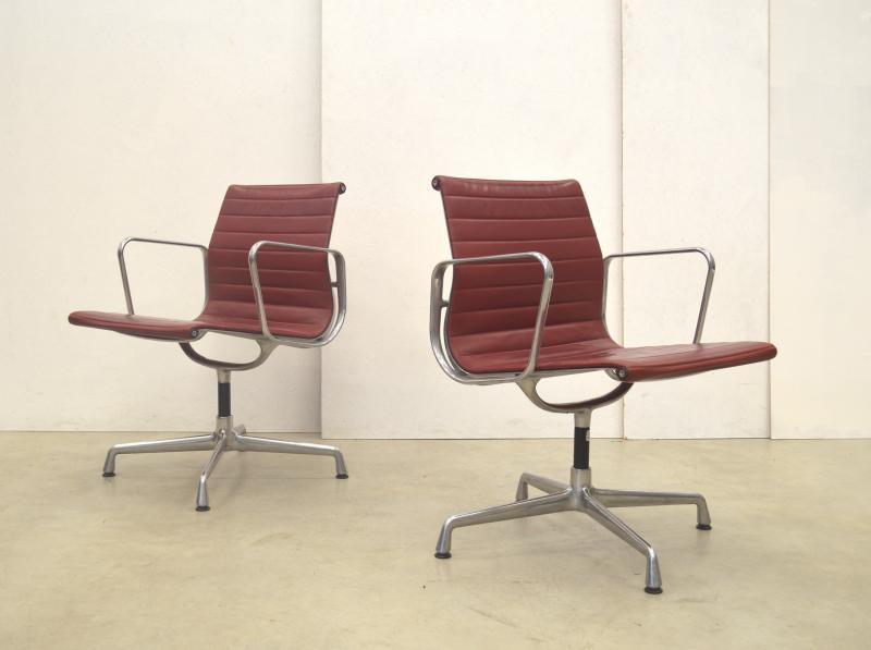 Vitra EA108 Alu Chair Eames Interior Aksel Aachen Design