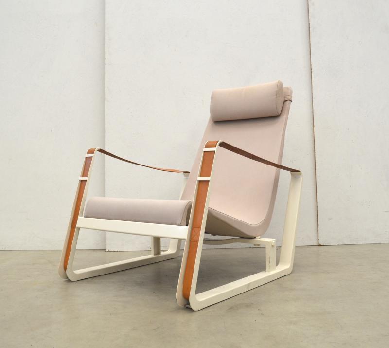 Cite Chair Jean Prouve Vitra Paris London Interior Aksel Aachen Designklassiker